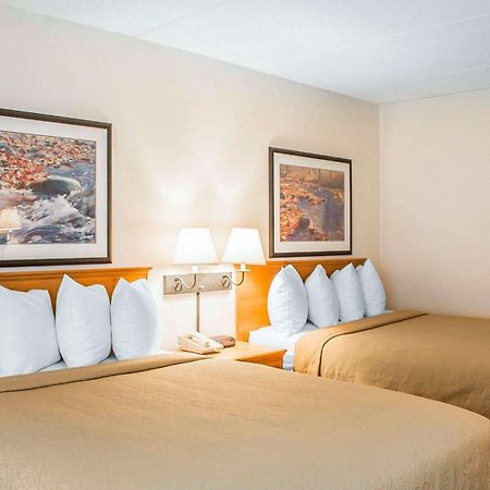 Quality Inn Rhinelander Екстер'єр фото