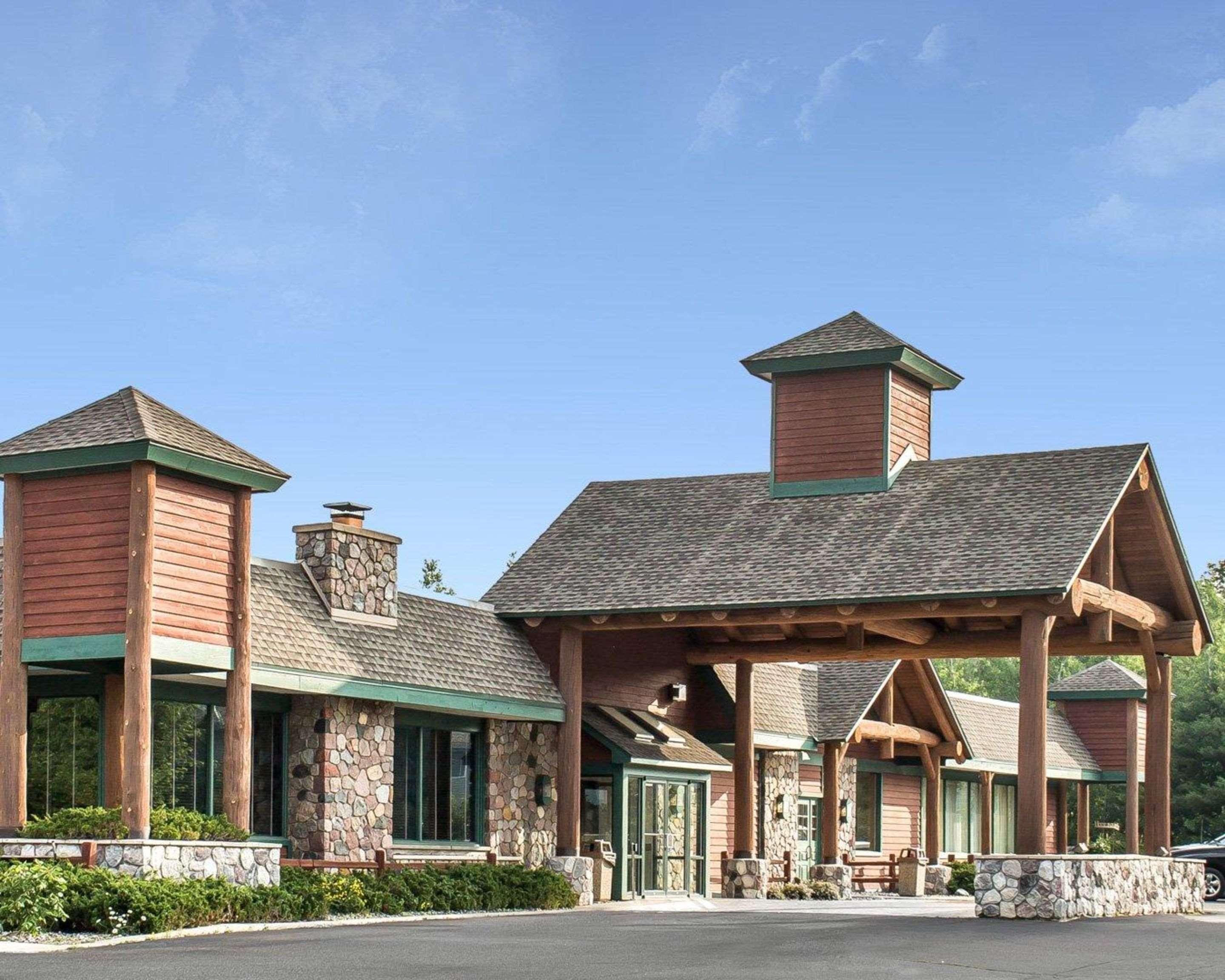 Quality Inn Rhinelander Екстер'єр фото