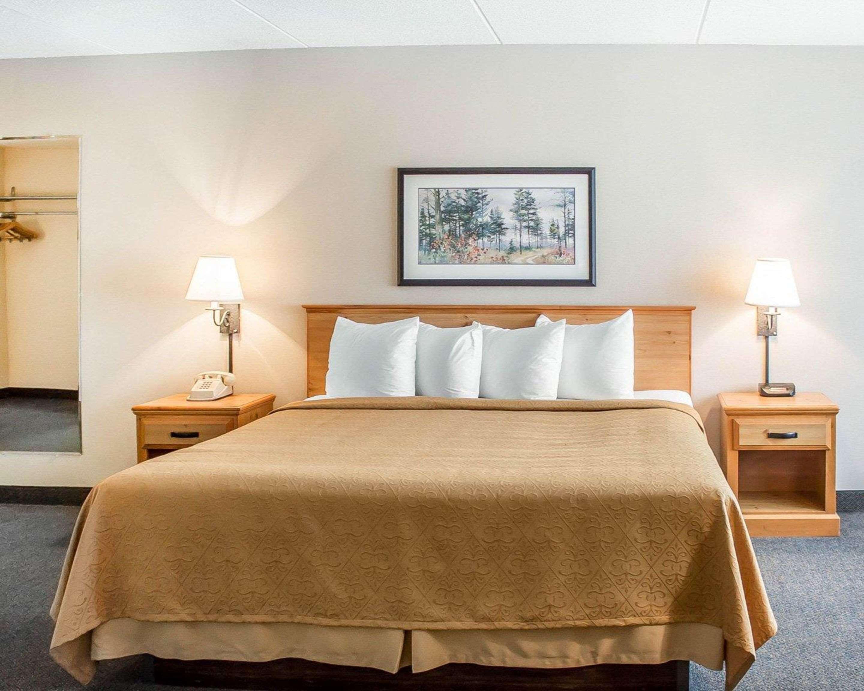 Quality Inn Rhinelander Екстер'єр фото