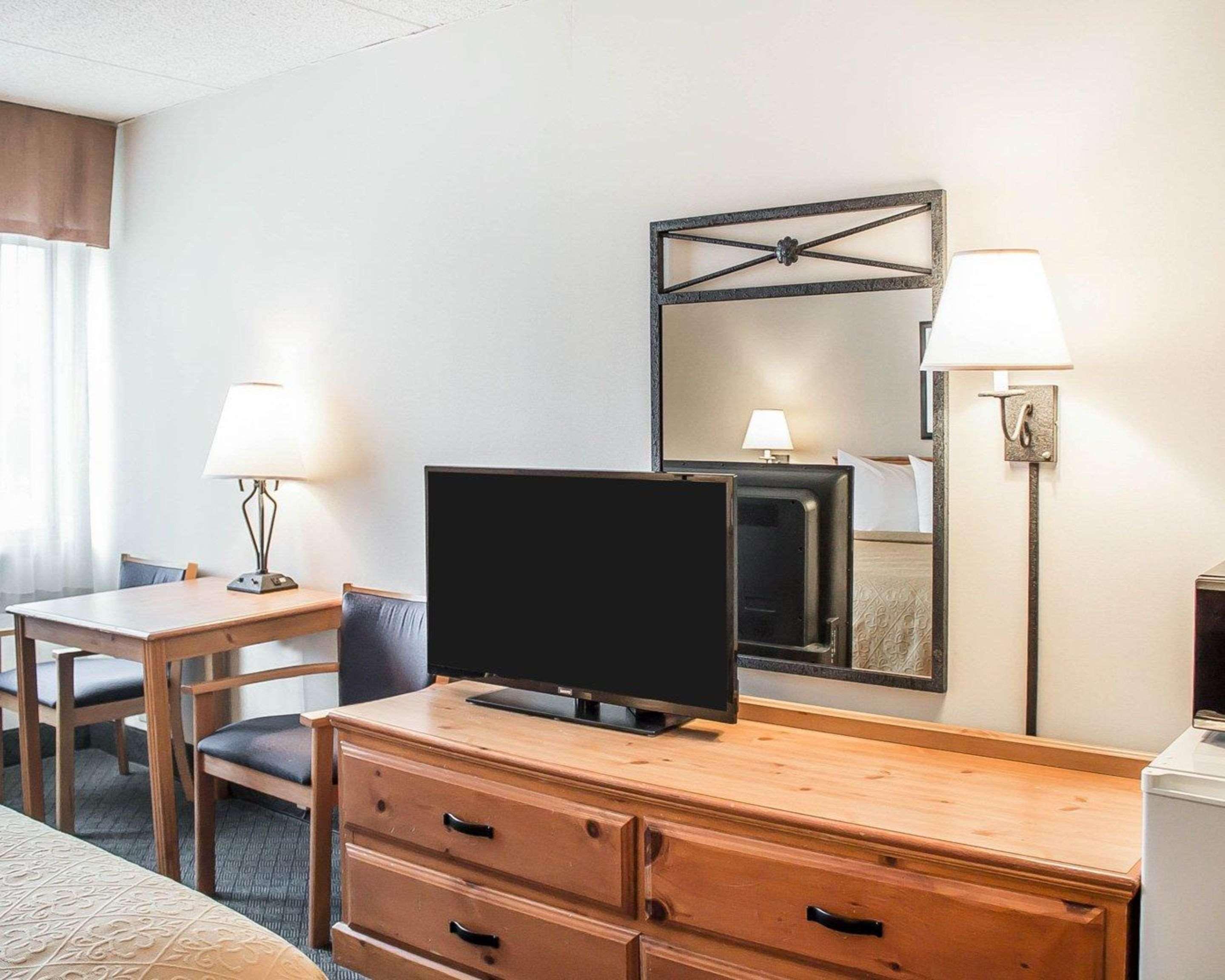 Quality Inn Rhinelander Екстер'єр фото