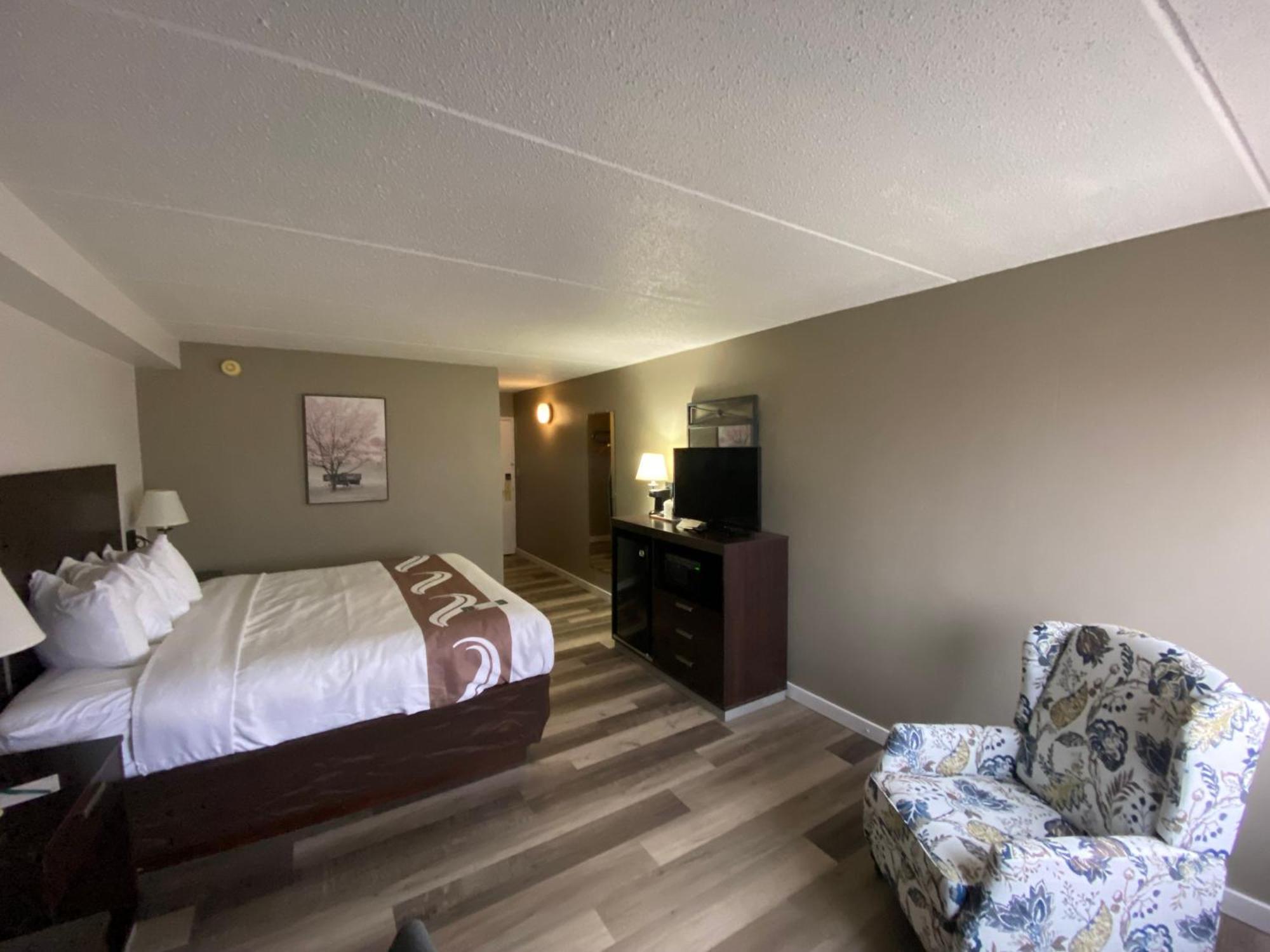 Quality Inn Rhinelander Екстер'єр фото