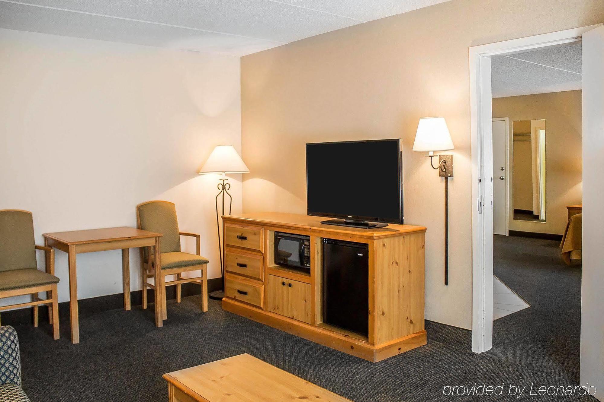 Quality Inn Rhinelander Екстер'єр фото
