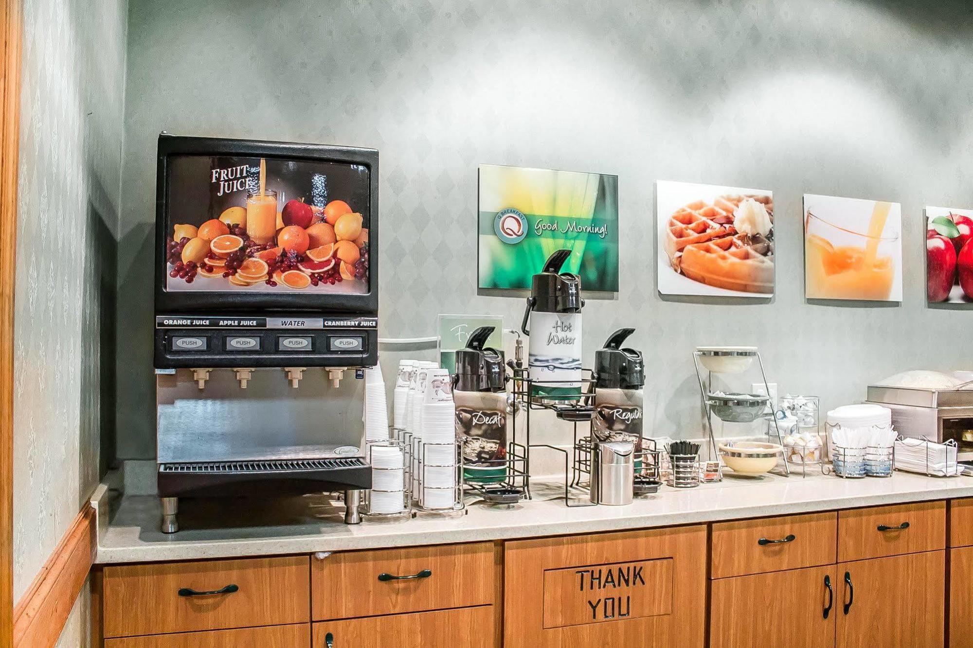 Quality Inn Rhinelander Екстер'єр фото